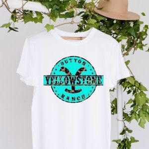 DUTTON YELLOWSTONE RANCH GRAPHIC TEE